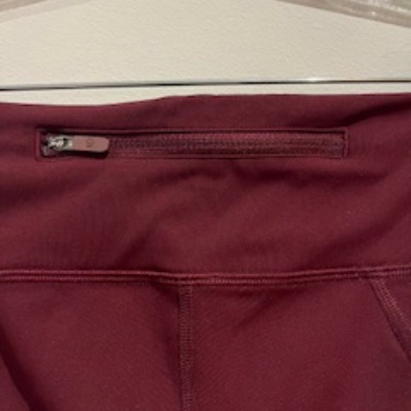 Lululemon Pace Mid-Rise Rival Crop 22” - Cassis/Garnet (Maroon) - Size 8 - Picture 8 of 8